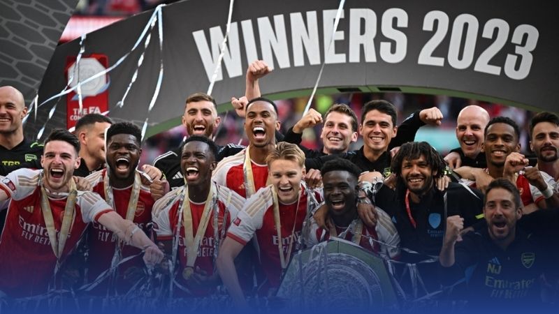 Với 13 chức vô địch, Arsenal khẳng định vị thế ông lớn bằng sự bền bỉ qua nhiều thập kỷ.
